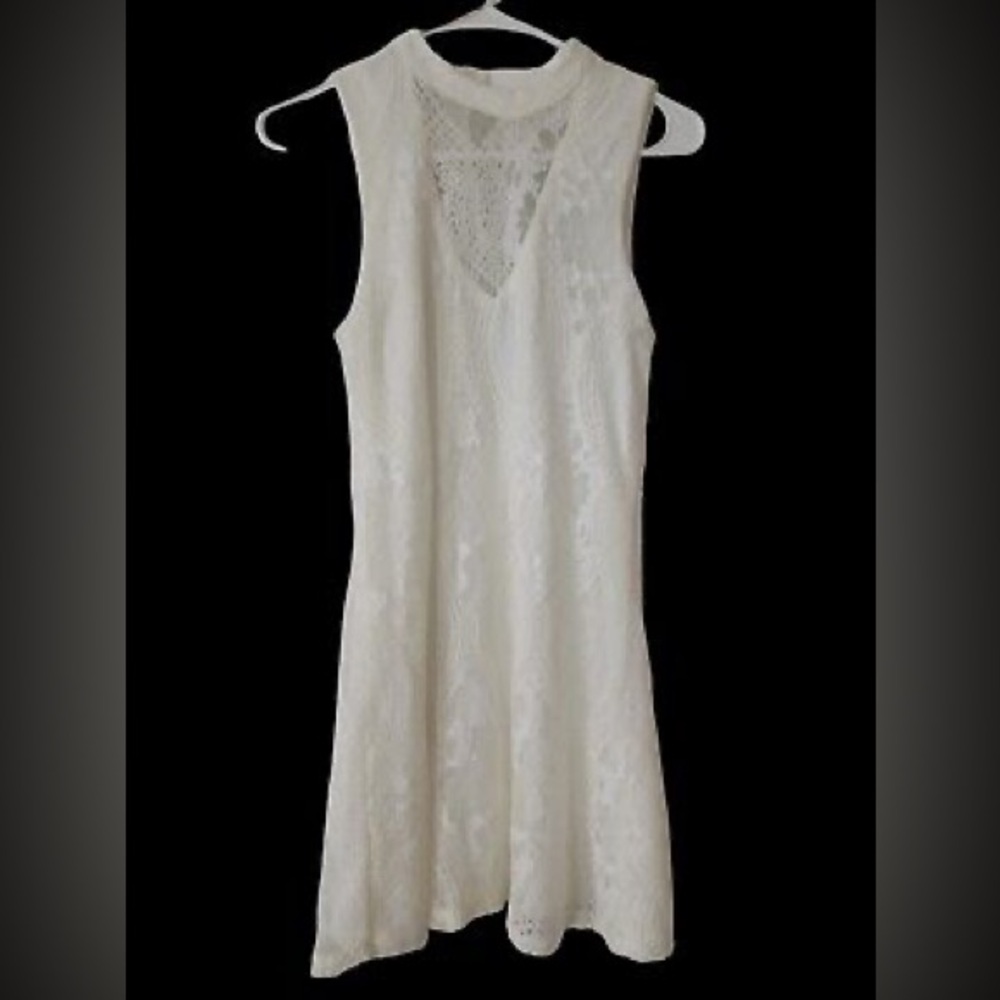 Francesca’s White Lace Dress S